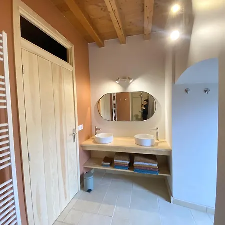 Chambre 1 ,Du Goutay * Vergezac
